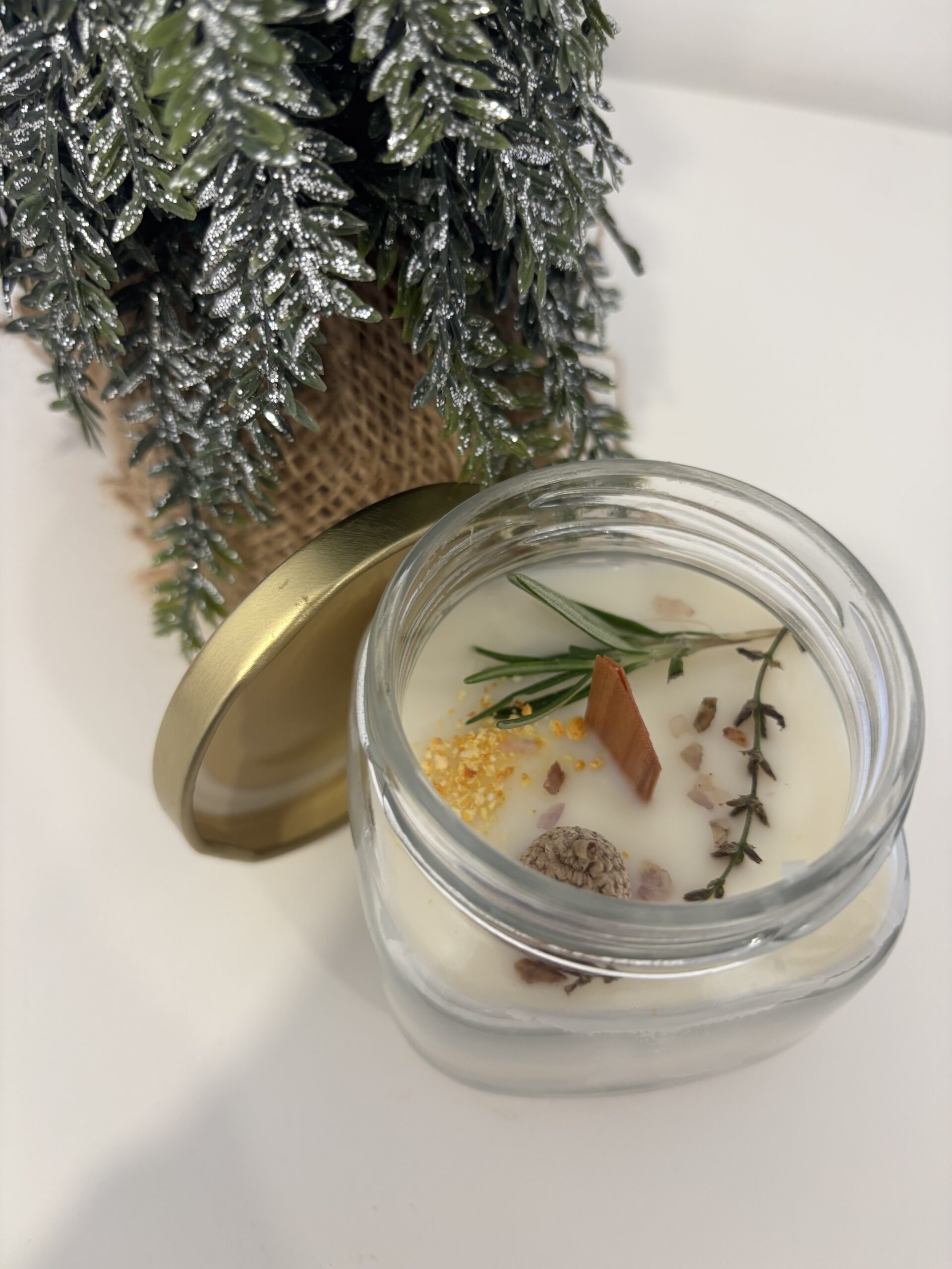 Vela Artesanal de cera de soja Navidad en el bosque - Imagen 5