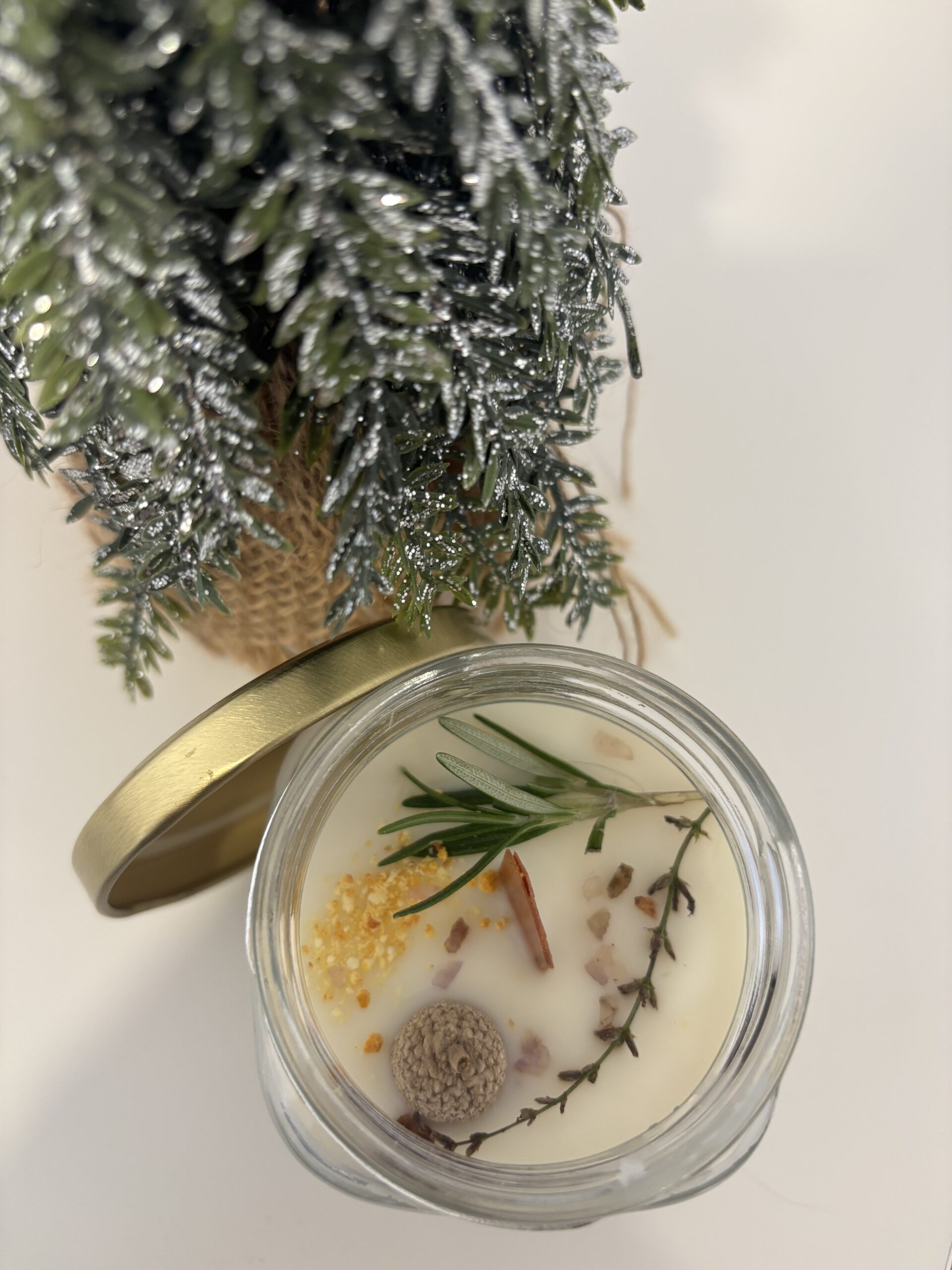 Vela Artesanal de cera de soja Navidad en el bosque